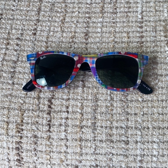 RARE Ray-Ban Colorful Striped Wayfarer Sunglasses - Picture 5 of 7